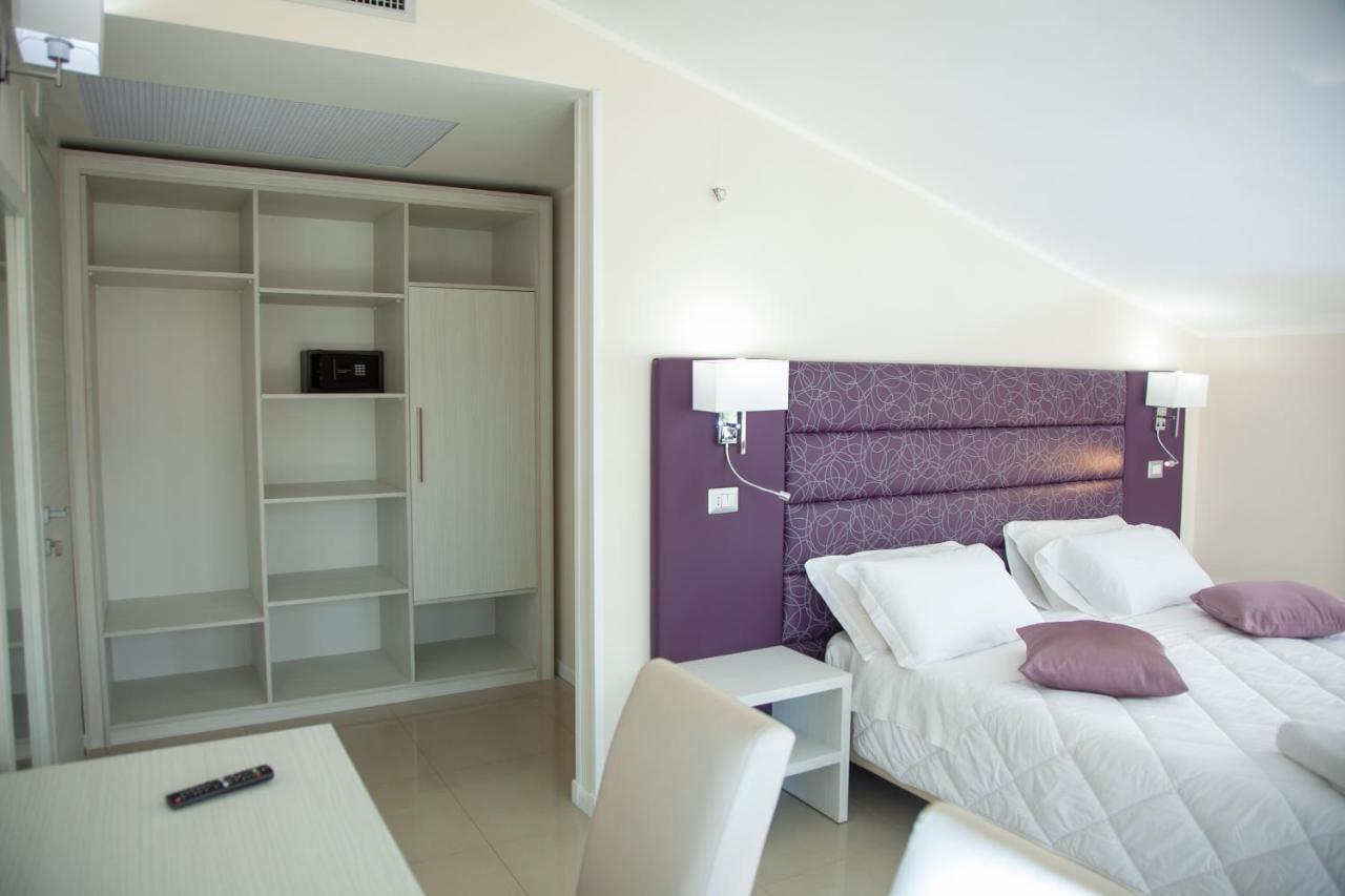 Hotel Dolce Stella Torre Melissa Екстериор снимка