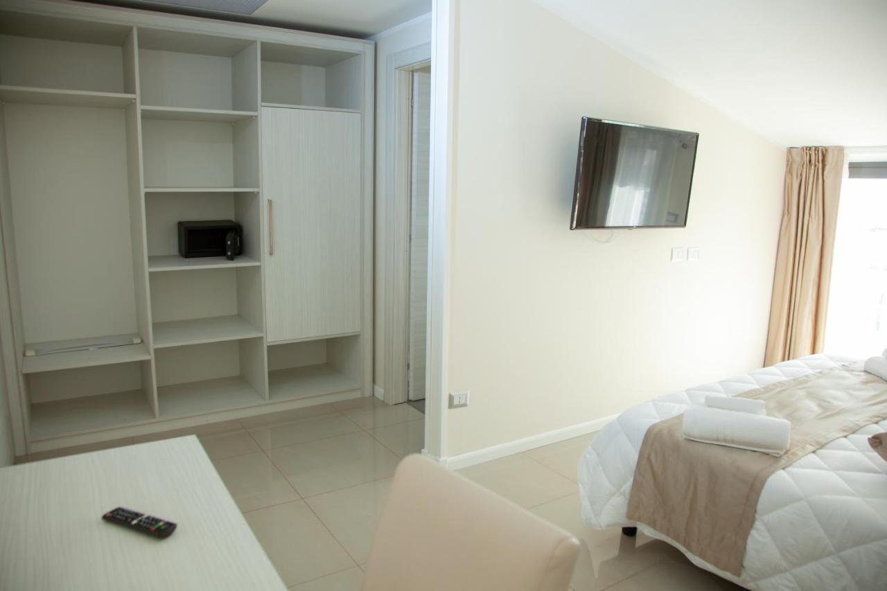 Hotel Dolce Stella Torre Melissa Екстериор снимка