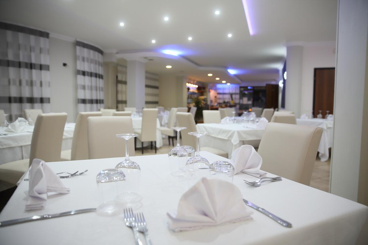 Hotel Dolce Stella Torre Melissa Екстериор снимка